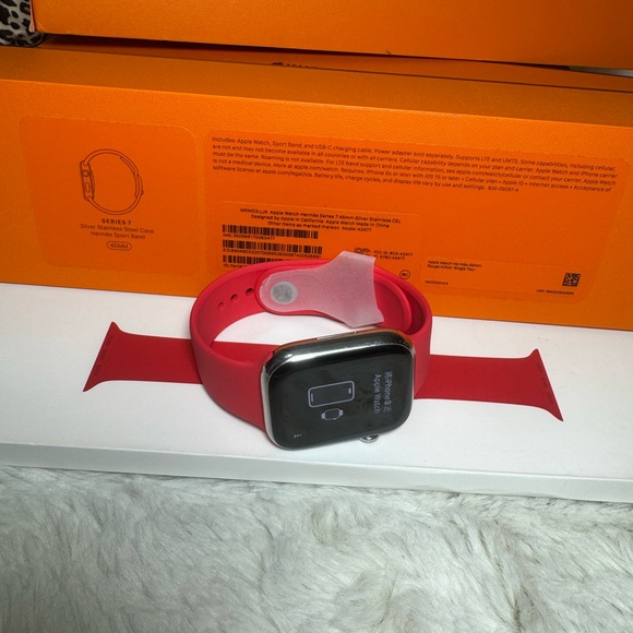 Apple Watch Series 7 Hermés 45mm GPS+LTE - Picture 1 of 7